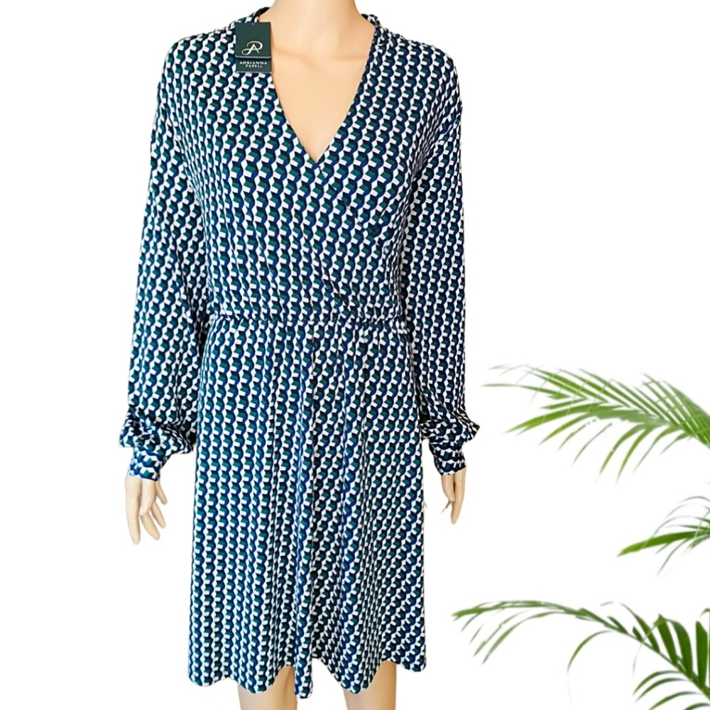 ADRIANNA PAPELL Women's V-neck Fit and Flare stretch Cocktail Dress Size XL